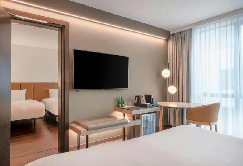 اتاق استاندارد با تخت بزرگ, Ac Hotel By Marriott Bratislava Old Town