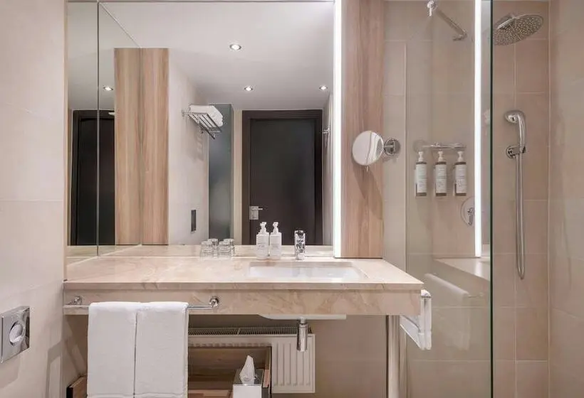 اتاق سوپریور با چشم‌انداز شهر, Ac Hotel By Marriott Bratislava Old Town