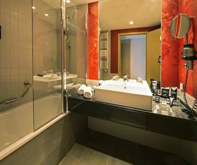 اتاق استاندارد, Abba  Berlin