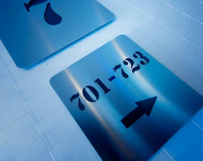 اتاق اجرایی, Abba Berlin