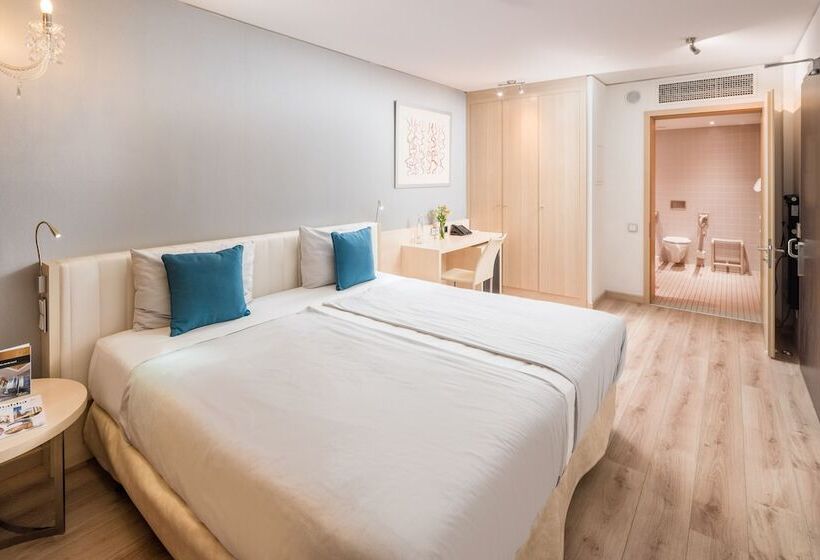 اتاق اجرایی, Abba Berlin