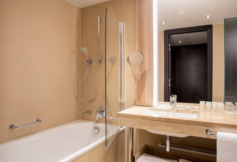 اتاق استاندارد, Ac Hotel By Marriott Bratislava Old Town