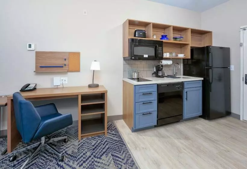 استودیوی استاندارد با تخت دوبل, Candlewood Suites Idaho Falls, An Ihg