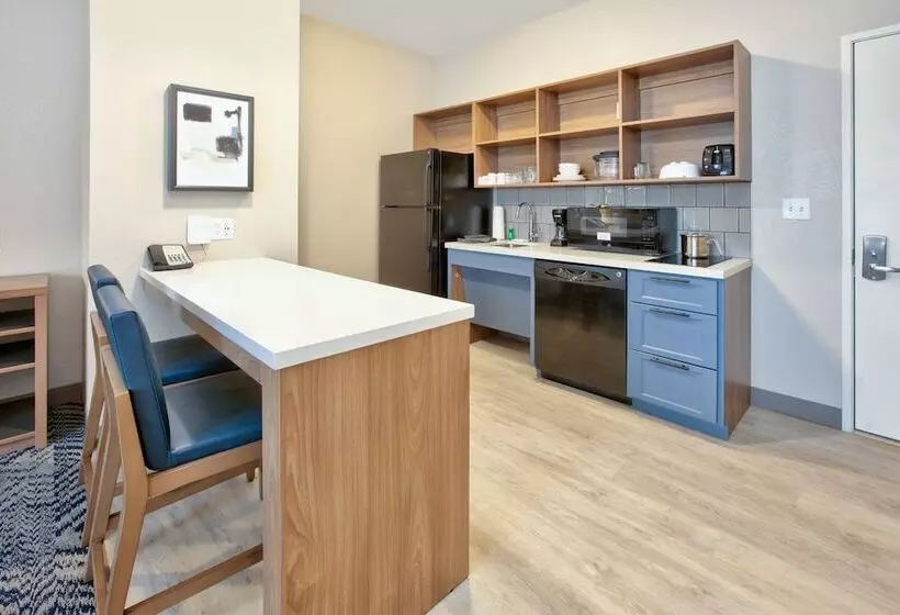 سوییت, Candlewood Suites Idaho Falls, An Ihg