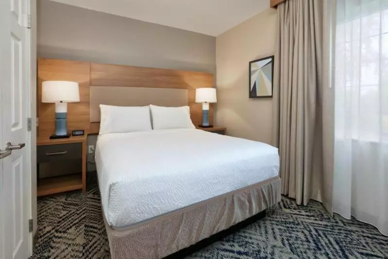 استودیوی استاندارد با تخت دو نفره بزرگ, Candlewood Suites Idaho Falls, An Ihg