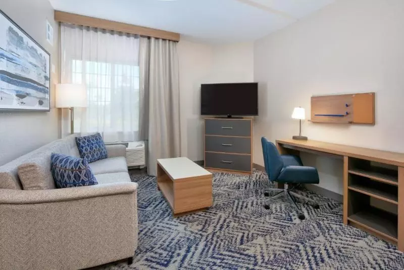 استودیوی استاندارد با تخت دو نفره بزرگ, Candlewood Suites Idaho Falls, An Ihg