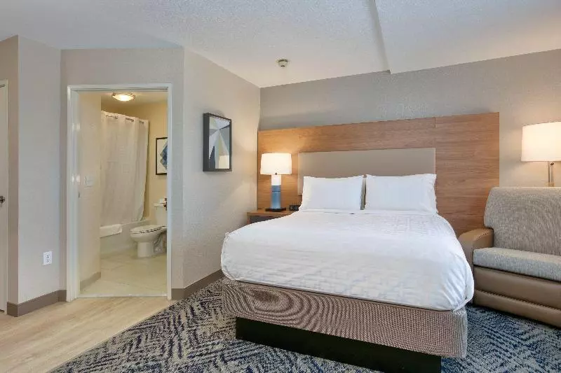 استودیوی استاندارد, Candlewood Suites Idaho Falls, An Ihg