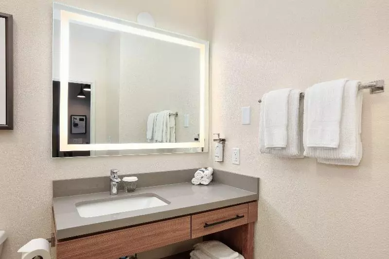 استودیوی استاندارد, Candlewood Suites Idaho Falls, An Ihg