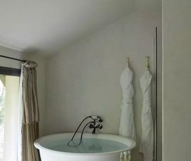 デラックスルーム, Le Domaine De Raba