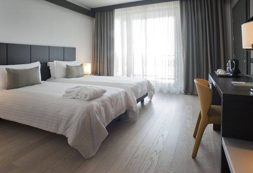 غرفة سوبيريور, Domina Milano Fiera