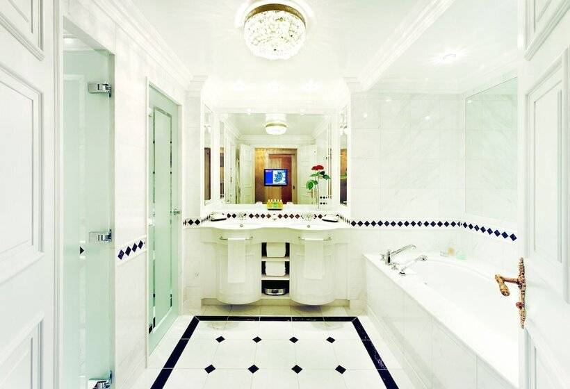산 전망 스위트, Powerscourt Hotel, Autograph Collection