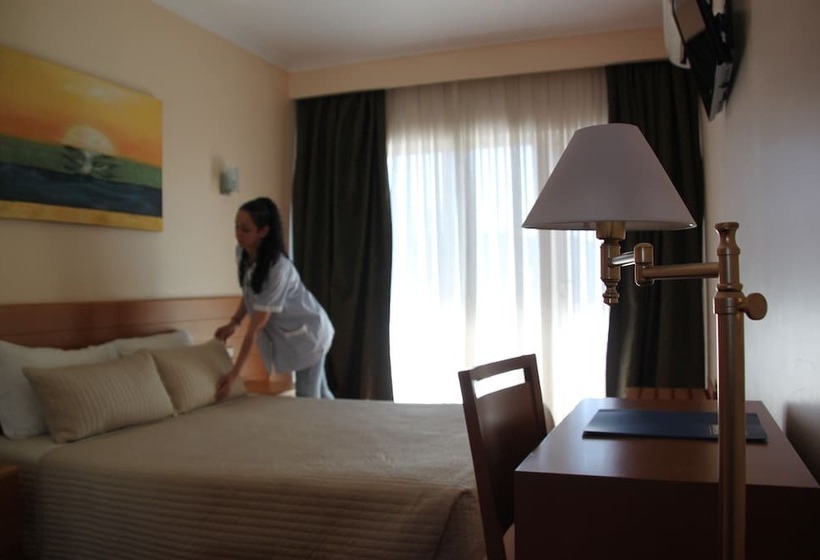 غرفة تنفيذية, Quasar