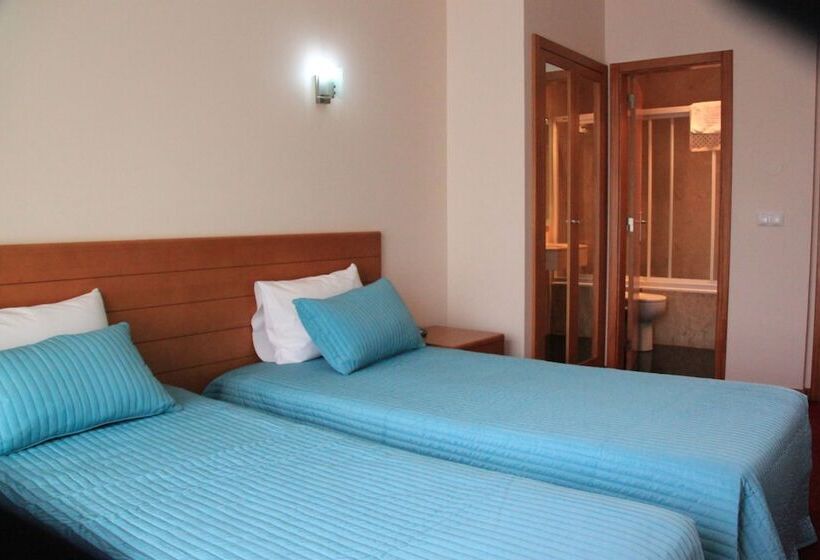 غرفة تنفيذية, Quasar