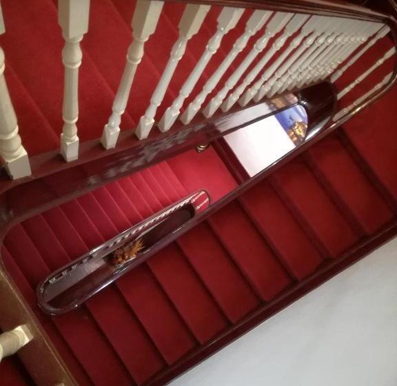 اتاق استاندارد سه نفره, Sol Da Nave