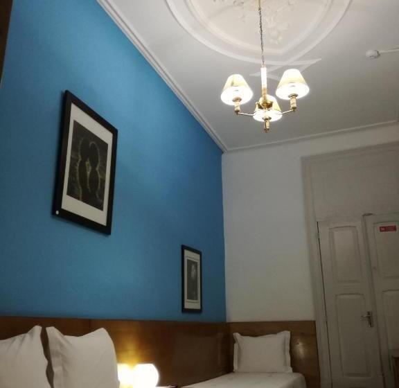 اتاق استاندارد سه نفره, Sol Da Nave