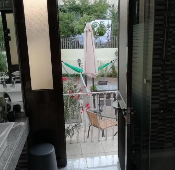 اتاق استاندارد, Sol Da Nave