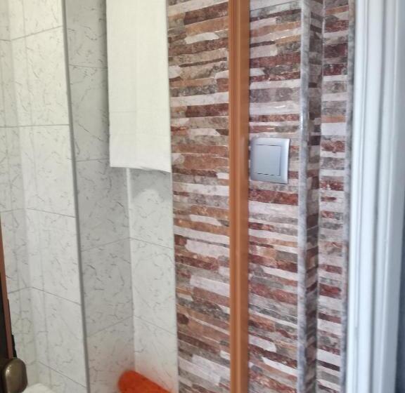 اتاق اکونومی, Sol Da Nave