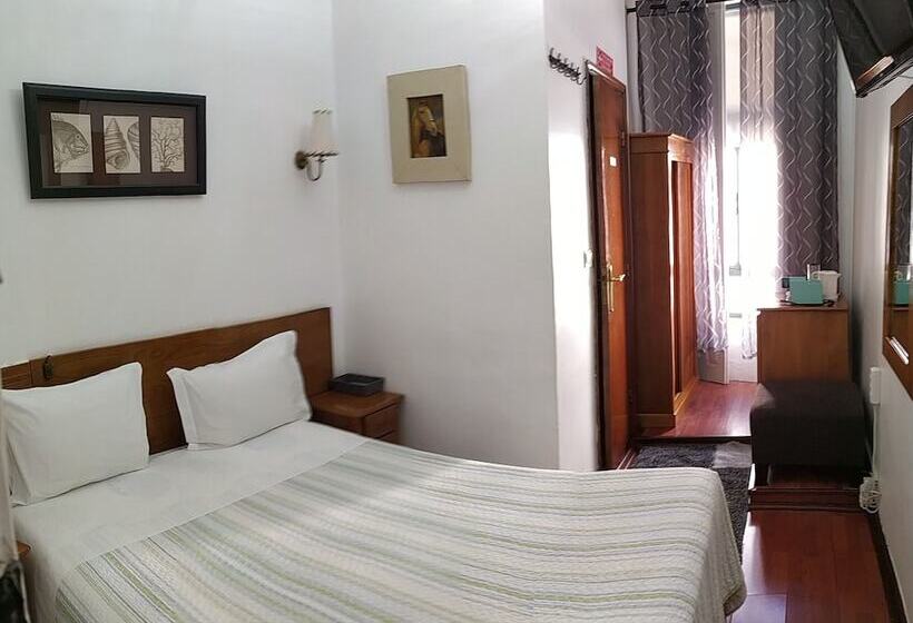 اتاق اکونومی, Sol Da Nave