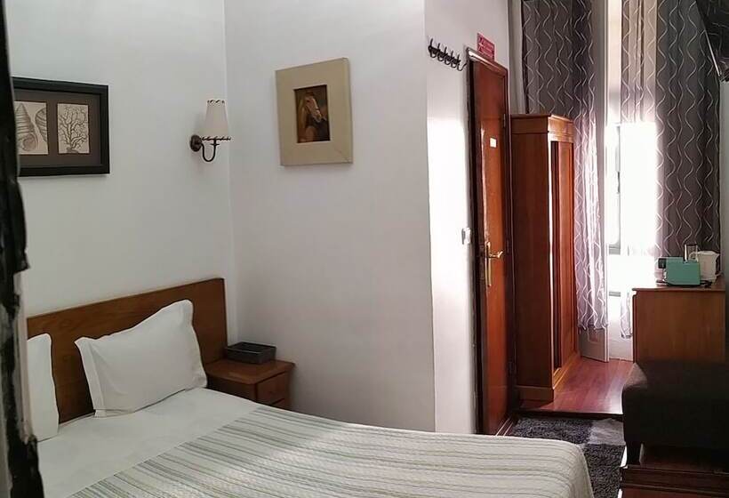 اتاق اکونومی, Sol Da Nave