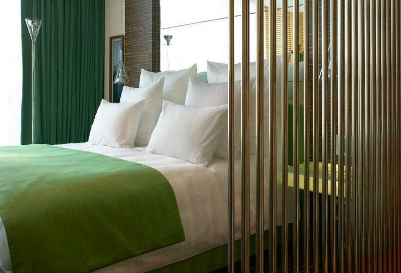 سوییت جونیور, Romeo Napoli