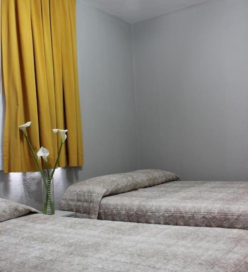 スタンダード４人部屋, Saveiro