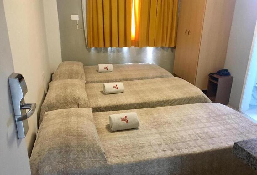 スタンダードトリプルルーム, Saveiro