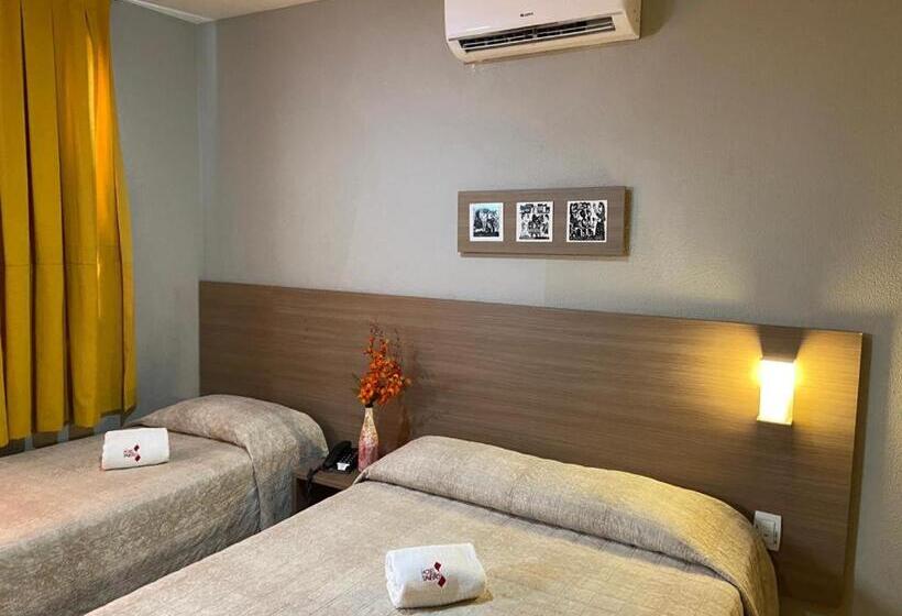 Quarto Estandar, Saveiro