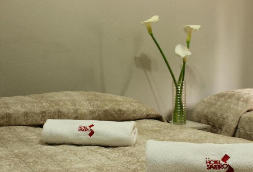 Quarto Estandar, Saveiro