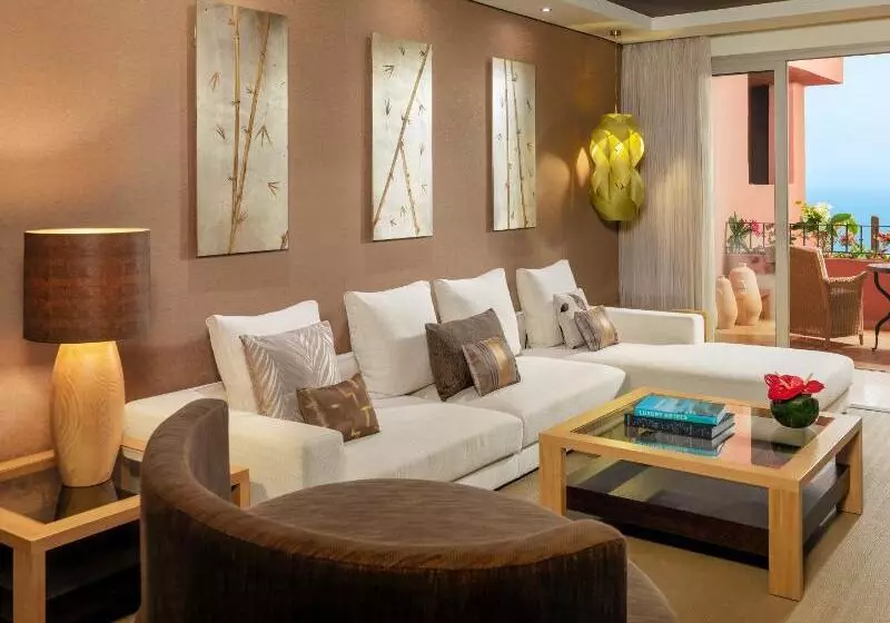 سوییت, The Ritzcarlton Tenerife, Abama