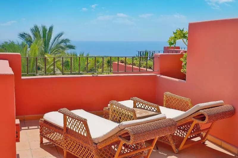 سوئیت با تخت بزرگ, The Ritzcarlton Tenerife, Abama