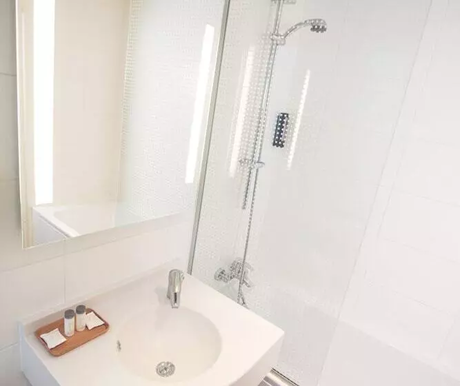 スタンダードトリプルルーム, Timhotel Paris Du Gare Du Nord