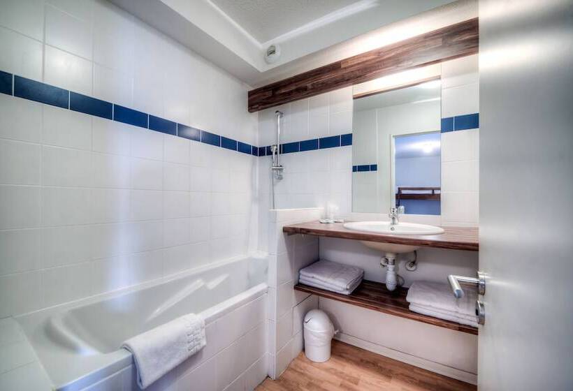 Студия Стандарт, Zenitude Hôtel Résidences L Acacia Lourdes