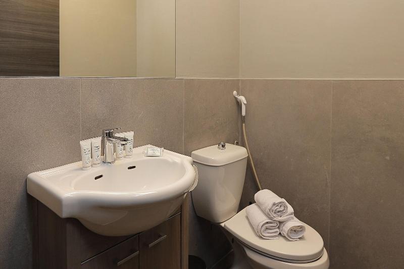 تختخواب در اتاق مشترک, Plus Florence