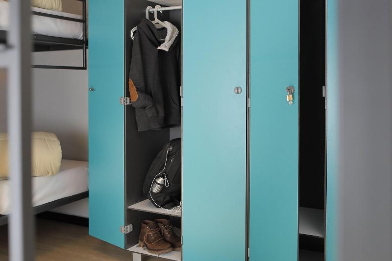 تختخواب در اتاق مشترک, Plus Florence