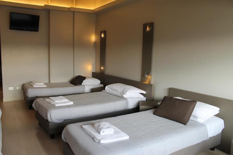 اتاق استاندارد سه نفره, Plus Florence