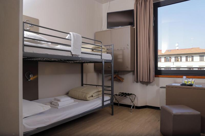 اتاق استاندارد سه نفره, Plus Florence