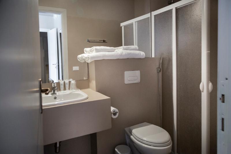 اتاق استاندارد چهار تخته, Plus Florence