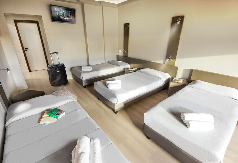 اتاق استاندارد سه نفره, Plus Florence