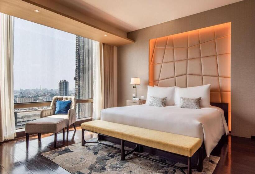 Deluxe Suite King Bed, Vie Hotel Bangkok, Mgallery