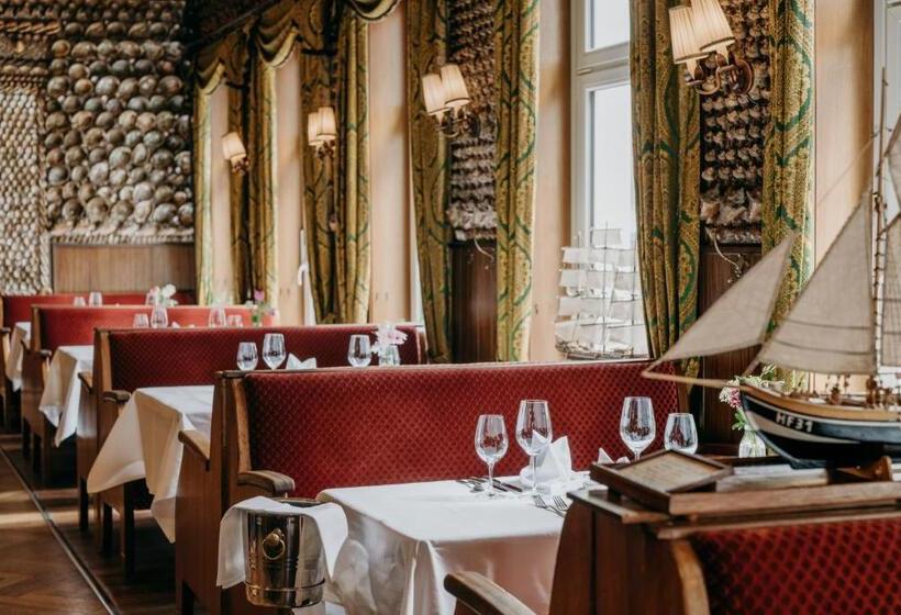 수피리어 룸, Alter Muschelsaal