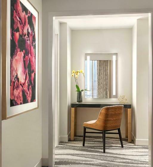 스위트 킹사이즈 침대, Conrad Las Vegas At Resorts World