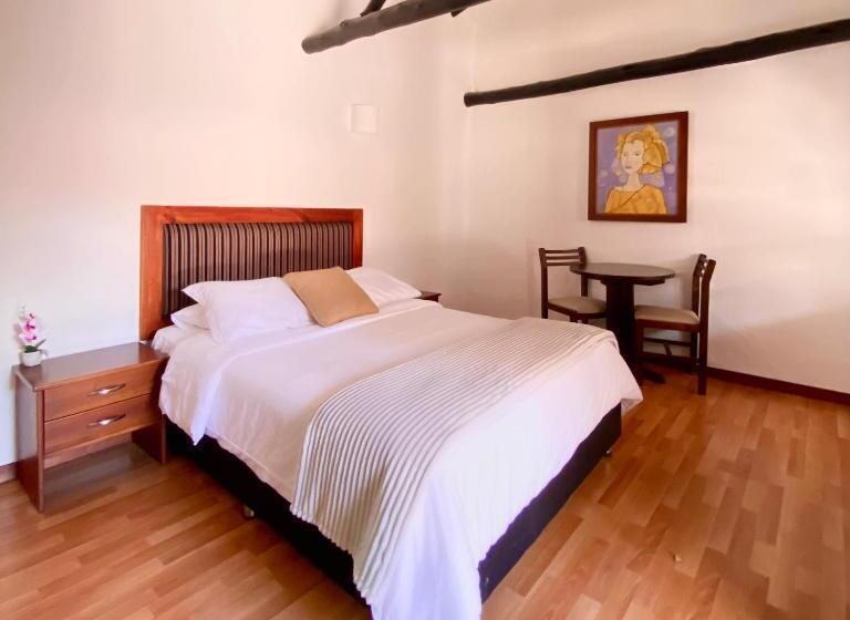Standard Room, Evoque Sáchica