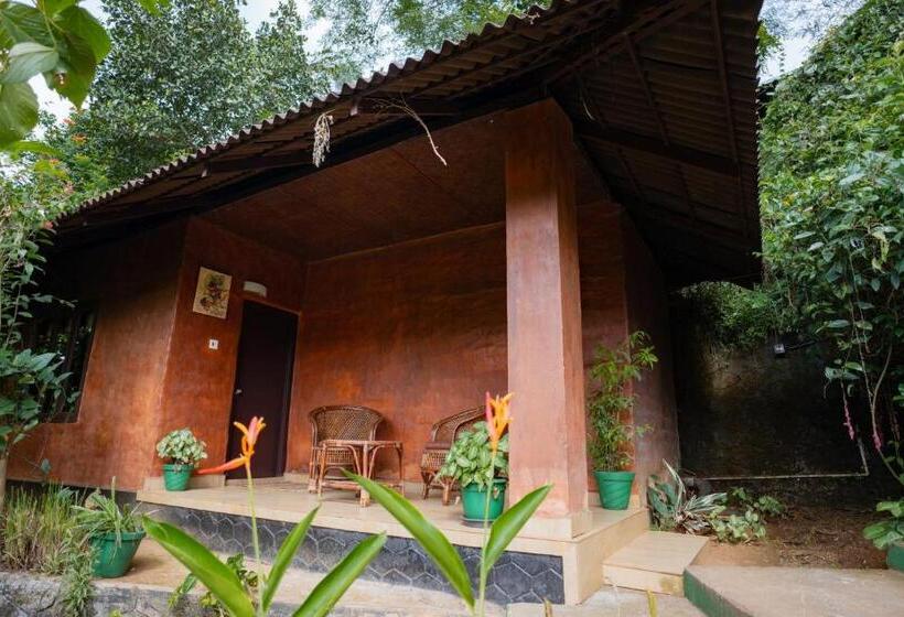 오두막, Edens Munnar