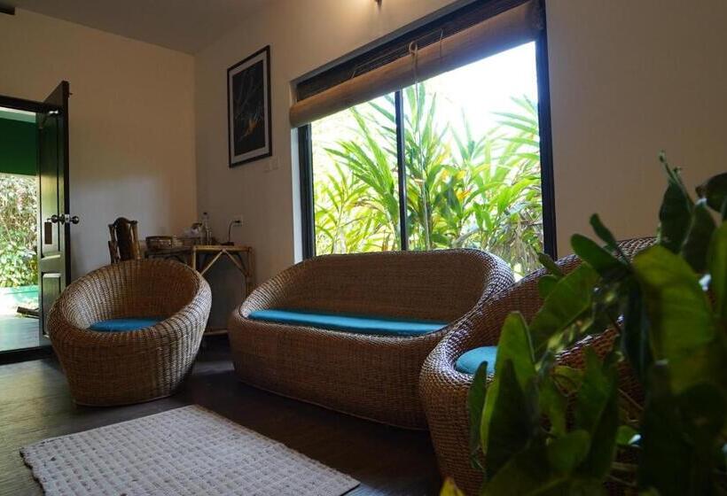 수피리어 스위트, Edens Munnar