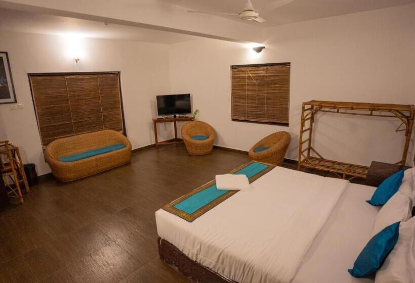 수피리어 스위트, Edens Munnar