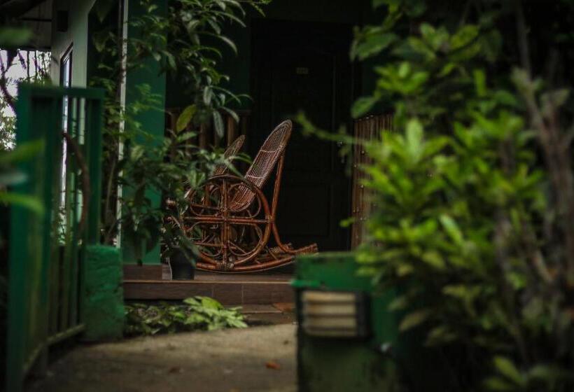 수피리어 스위트, Edens Munnar