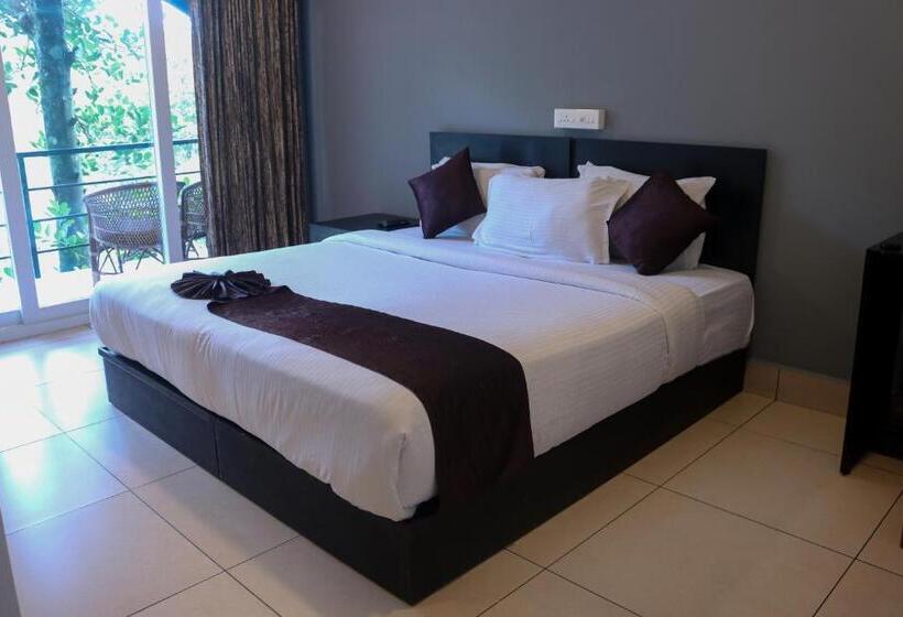 발코니 디럭스 룸, Edens Munnar