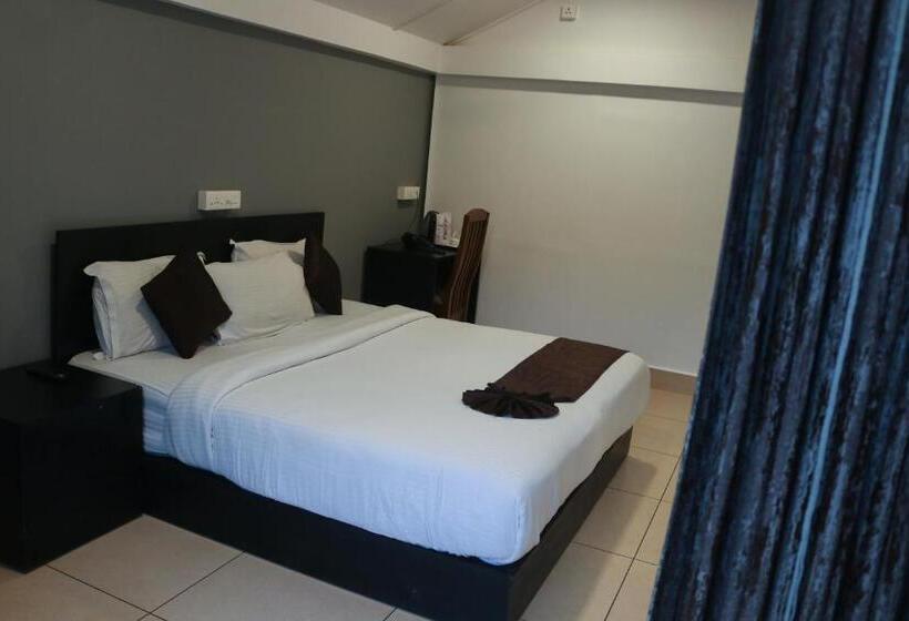 발코니 디럭스 룸, Edens Munnar