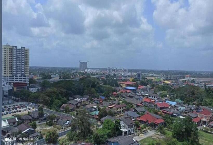 Apartament 2 Dormitoare, Zulanie Suite Troika Residence, Spacious And Cozy With Pool, Free Wifi & Netflix In Golden Triangle