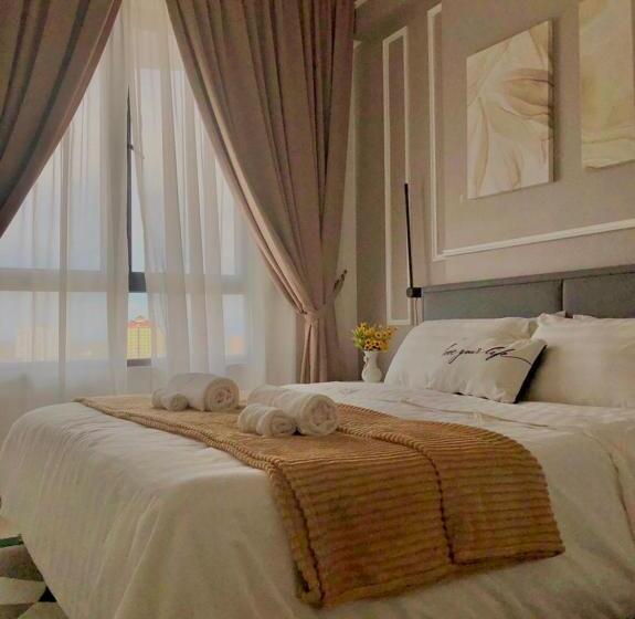침실 2개 스위트, Zulanie Suite Troika Residence, Spacious And Cozy With Pool, Free Wifi & Netflix In Golden Triangle